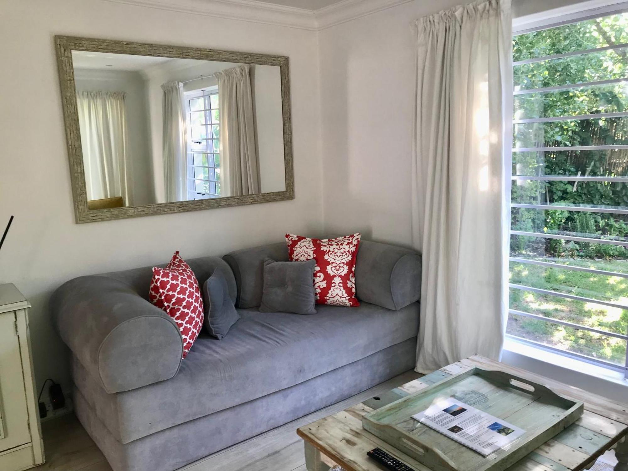 Sunset Beach Living Guesthouse Cape Town Dış mekan fotoğraf